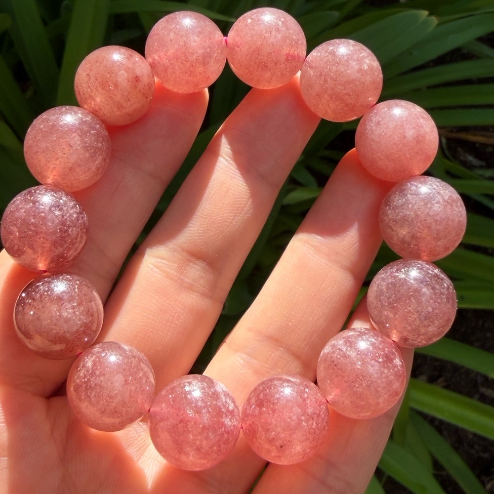 15mm chunky stretchable sparkling strawberry quartz bracelet 0354‎